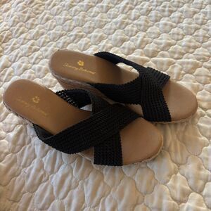 Tommy Bahama Women’s Black Wedge Vacation Boho Sandals Size 8M Note